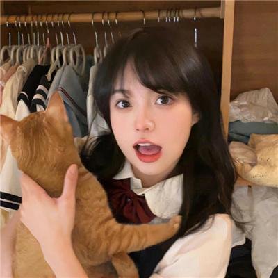 王后伞下